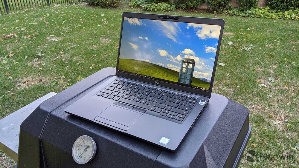 Oferta Scoala Dell Latitude 5400, Intel Core i5, 32GB DDR4, 512GB SSD, 14 Inch