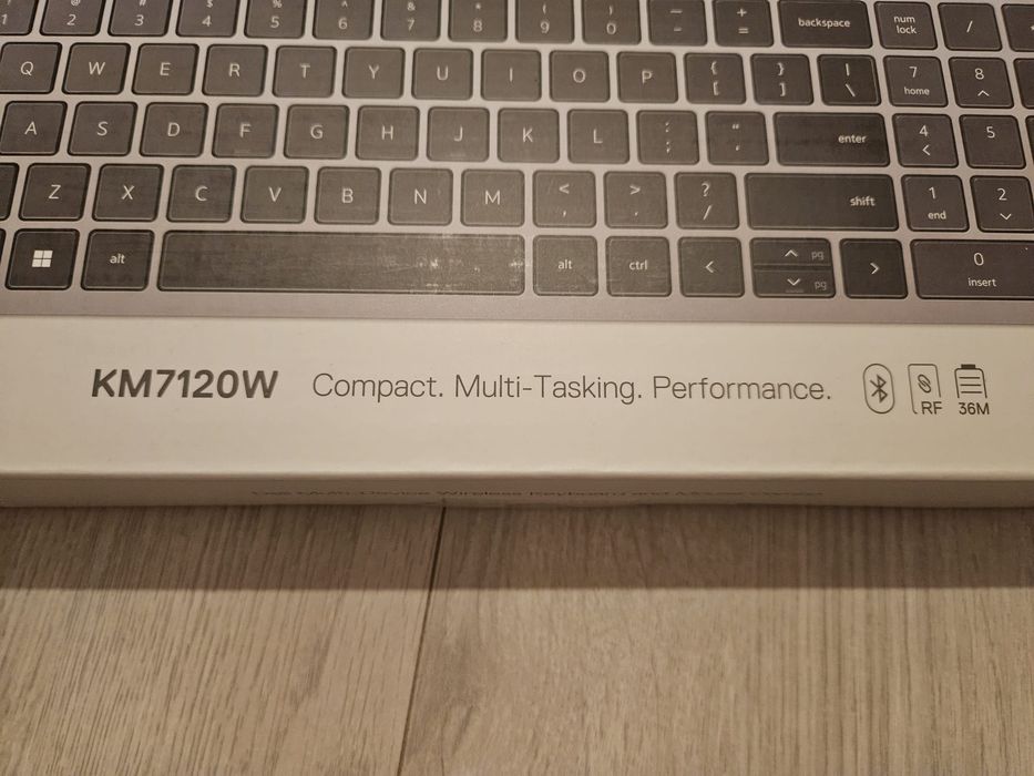 Mouse si tastatura wireless KM7120W