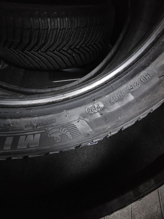 Продавам чисто нови гуми Michelin 205 55 19