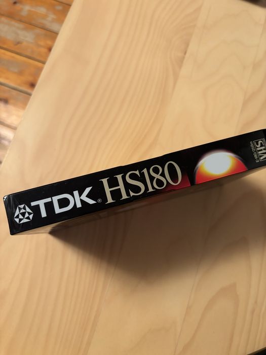 Чисто нова VHS касета 180min 3 часа запечатана