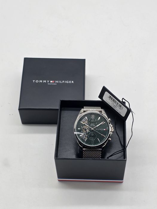 Tommy Hilfiger ceas barbatesc 1710647 Quartz Argintiu, produs NOU