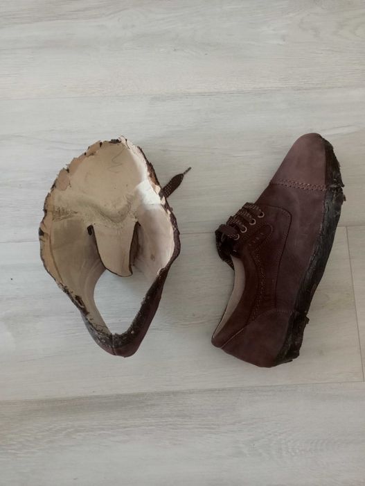 Саи от Набук Кафяви