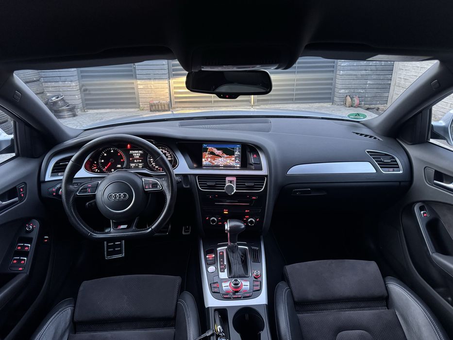 Audi A4, A6 / 2.0 / 177 CP / 2015  / SLine / Navi / Inmatriculat RO 05/2026
