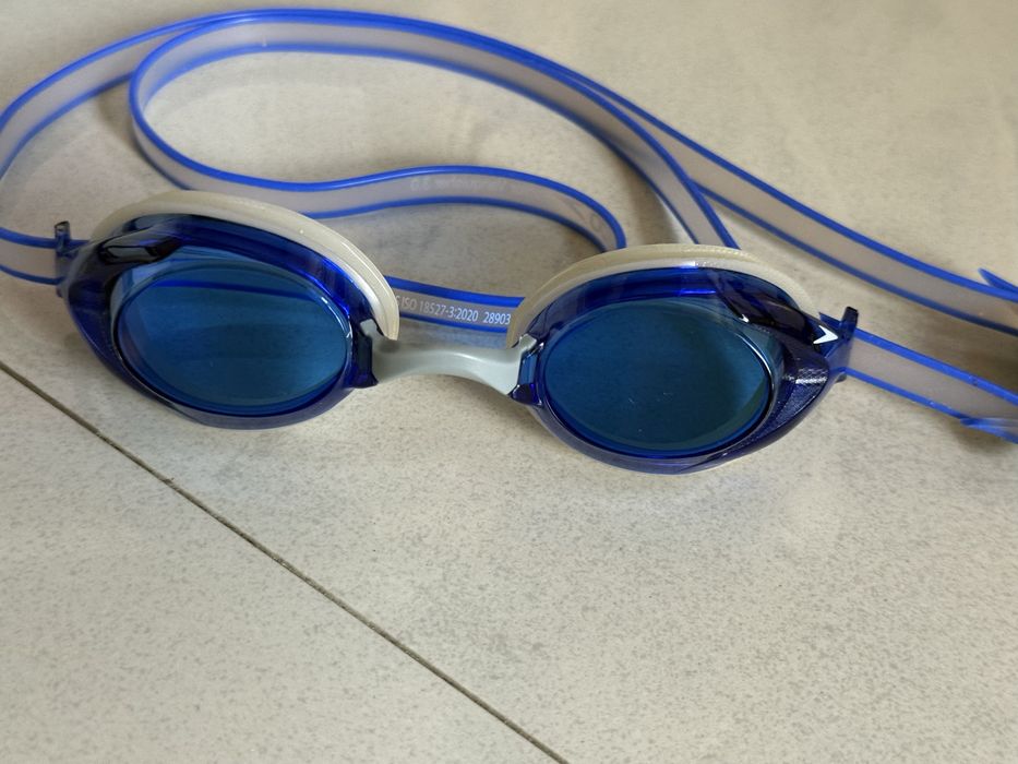 SPEEDO Плувни очила VANQUISHER 3.0