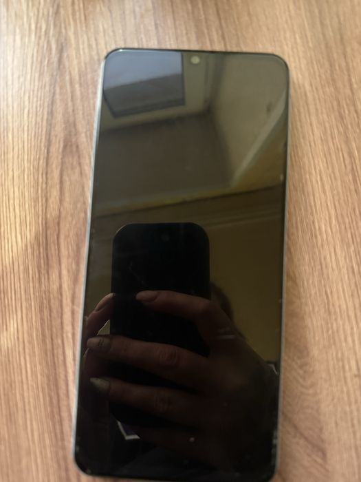 Продам Realmi Note 50(64g)