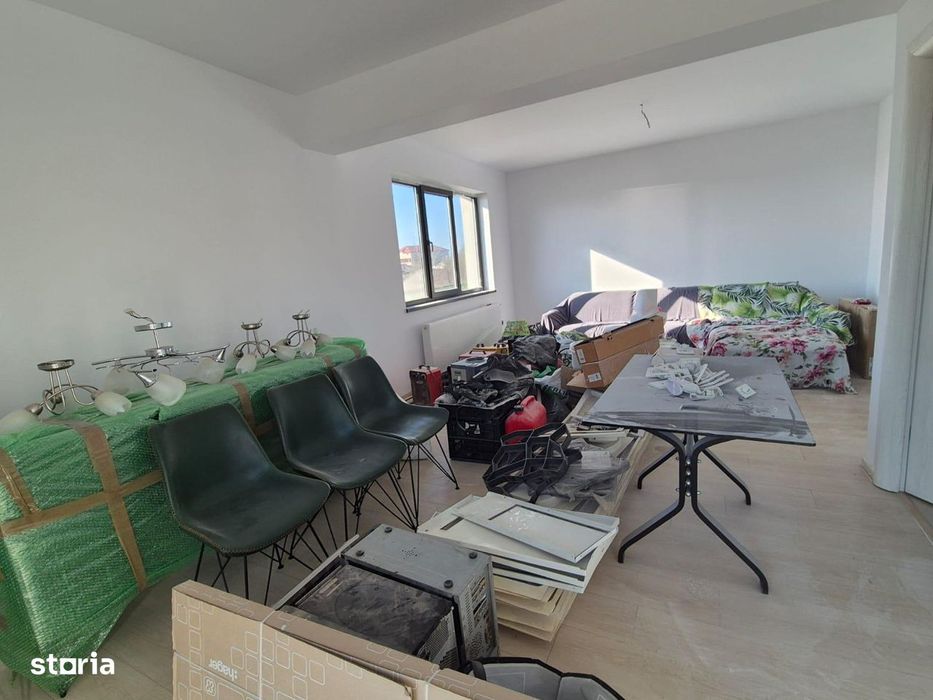 Casa de vanzare 4 camere|Cornetu