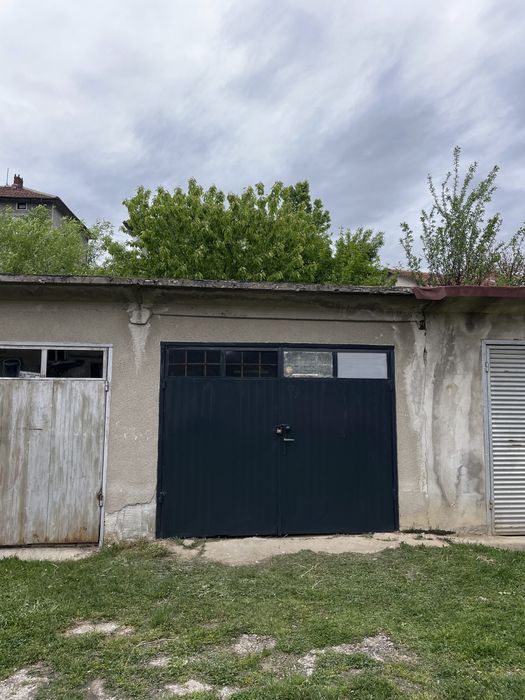 Дава се под наем Гараж / Паркомясто в Габрово, Долни Бакойци - 22 кв.м за 76.5 € - Снимка #2