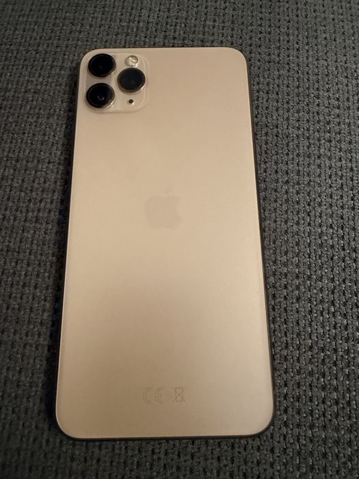 Iphone 11 Pro Max si Iphone 11