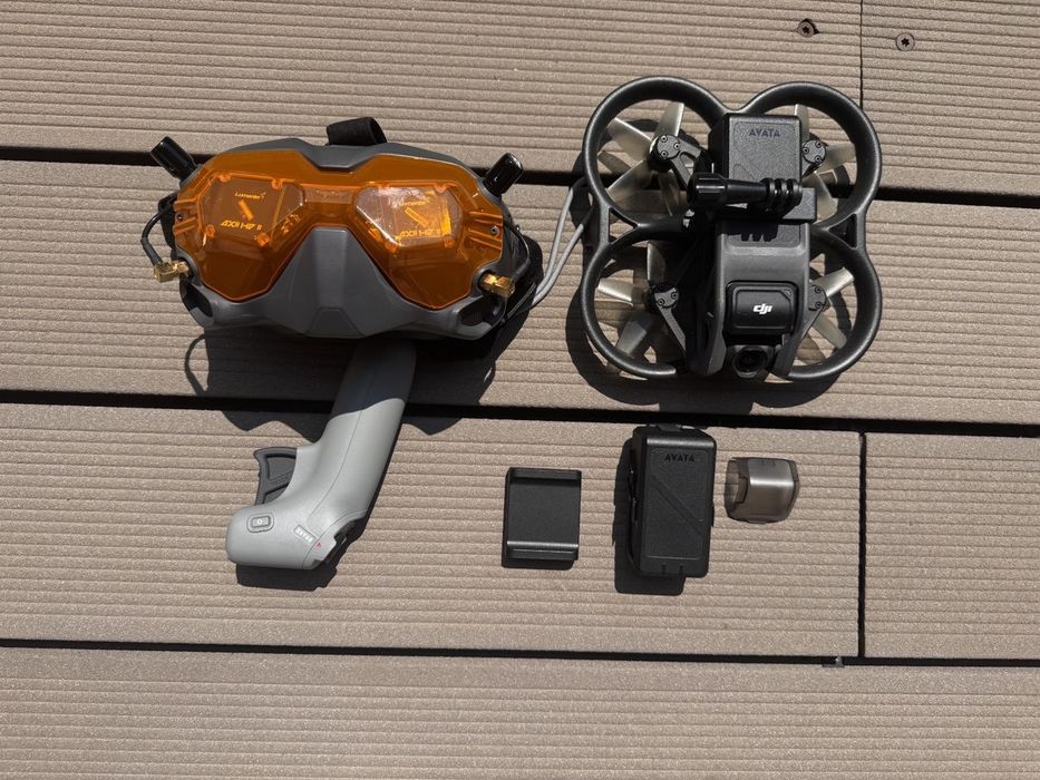 Drona FPV Combo | DJI Avata 1 + Ochelari DJI V2 + 2 Acumulatori +  DJI