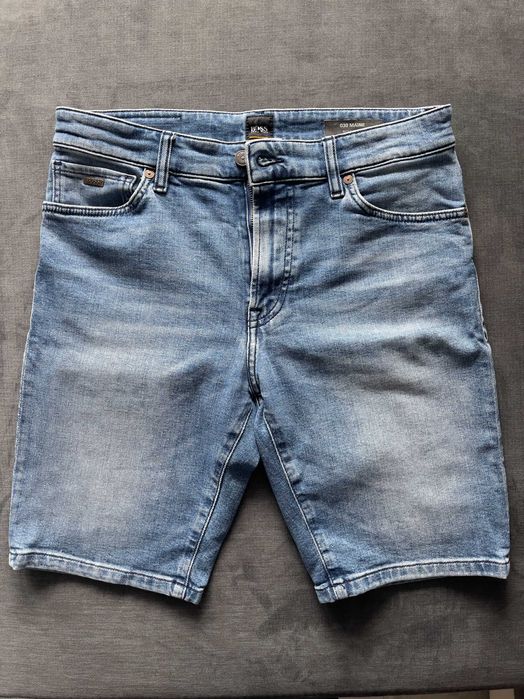 Blugi scurti Hugo Boss