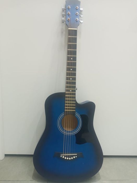 Акустическая гитара