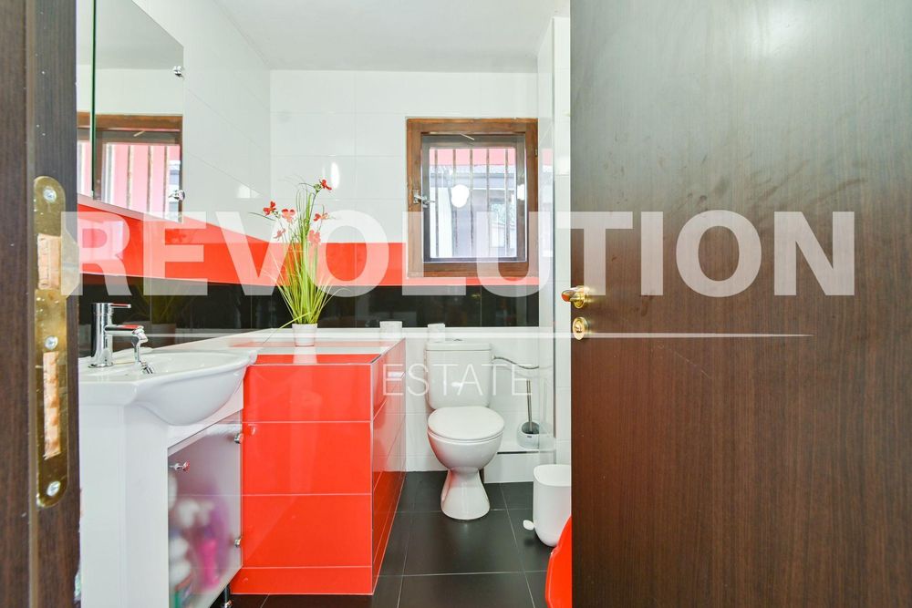 Дава се под наем Къща в Божурище - 200 кв.м за 2194.02 € - Снимка #9