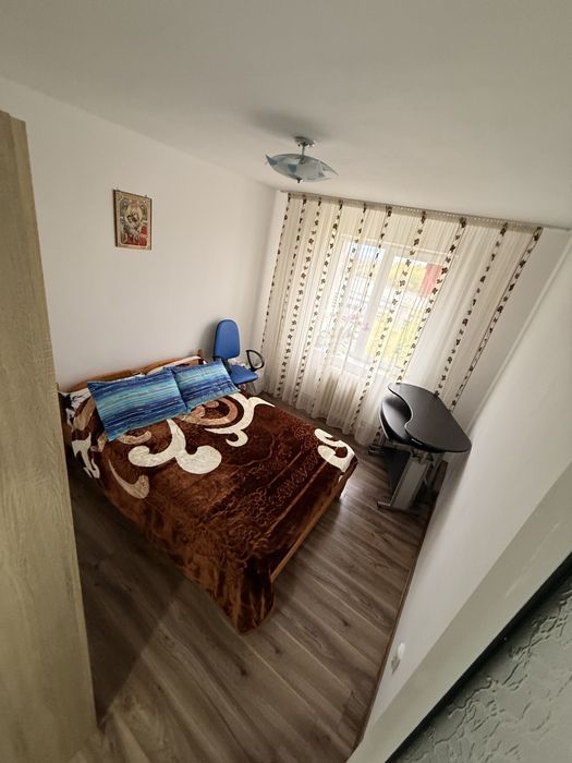 Apartament cu 3 camere