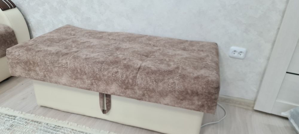 Продам диван в  хорошем состоянии
