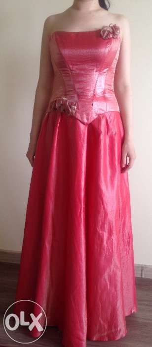 Платье вечернее