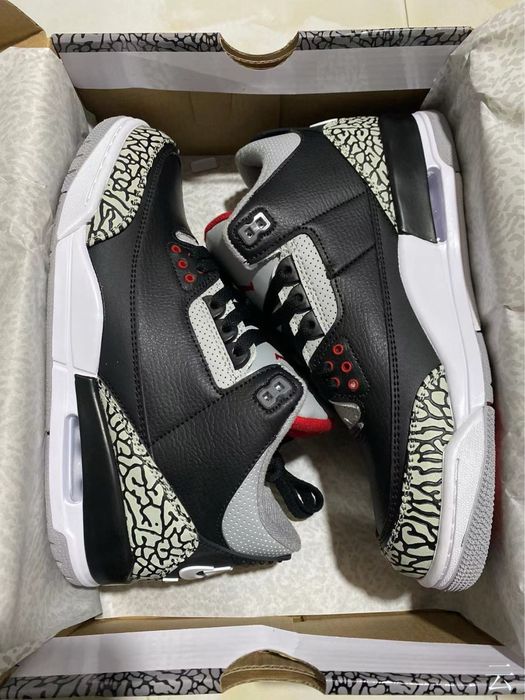 Air Jordan 3 Retro “Black Cement”