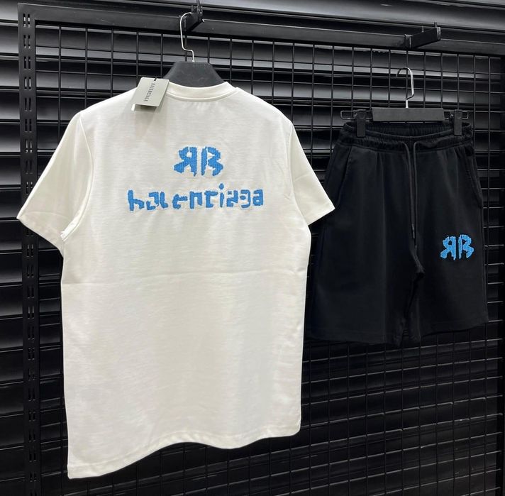 Мъжки комплекти .