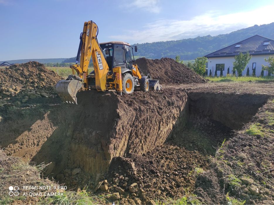 Inchiriez/inchirieri Buldoexcavator/Picon/Sapaturi/Terasamente!