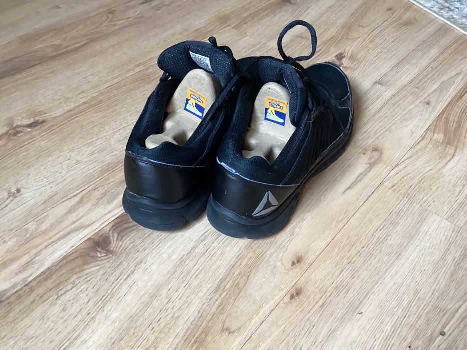 REEBOK №44 маратонки