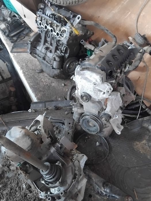 Motor Dacia Logan cu cutie viteze 1.2 1.4 1.5 1.6
