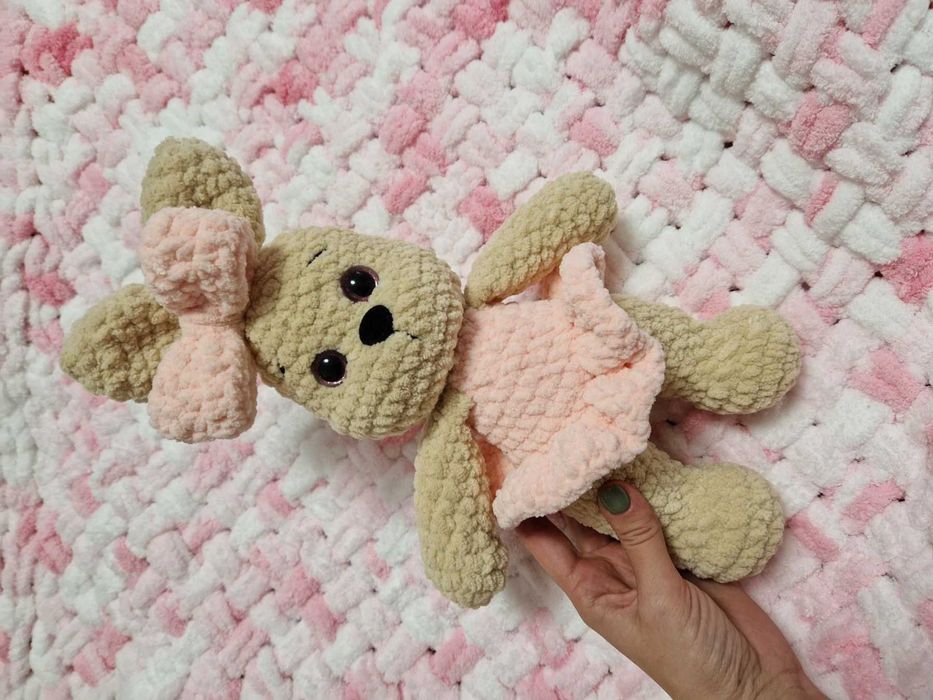 Плетена играчка - зайче