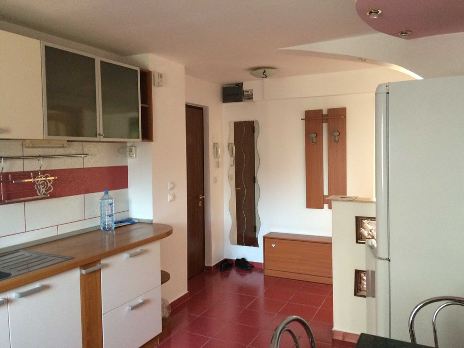 Proprietar dau in chirie apartament 4 camere – Baneasa Scoala 7