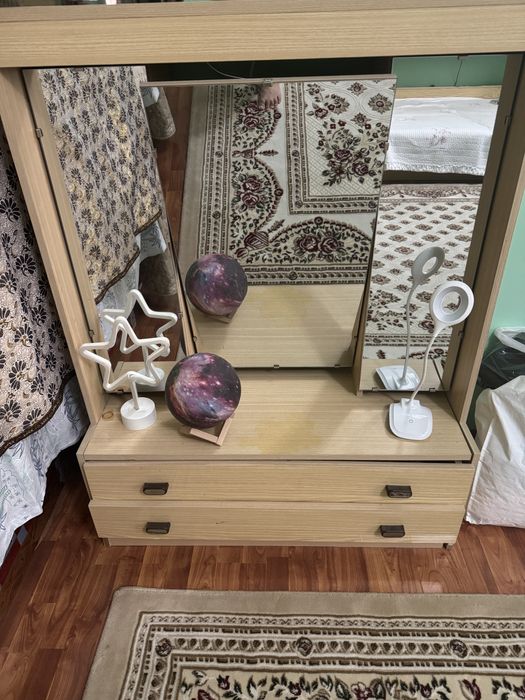 Мебель б/у хороший состаяно