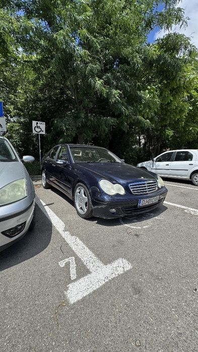 MERCEDES-BENZ C-Class 2005 — imagine 12