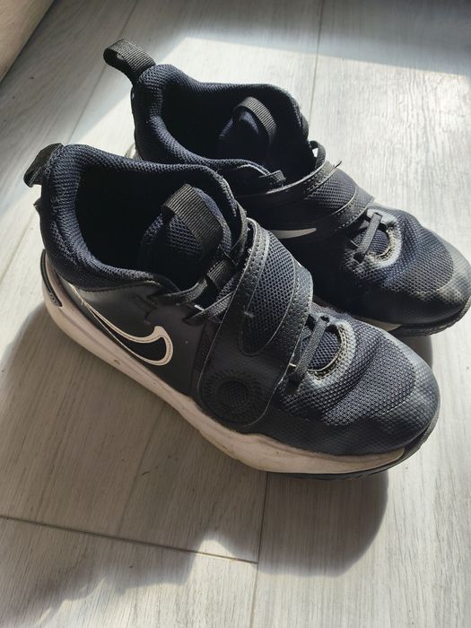 Обувки за момче на Найк!