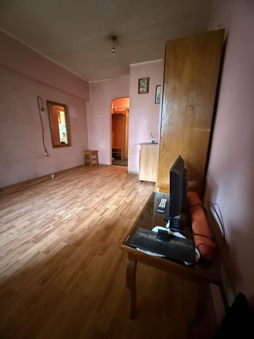 Vand apartament 1 camera