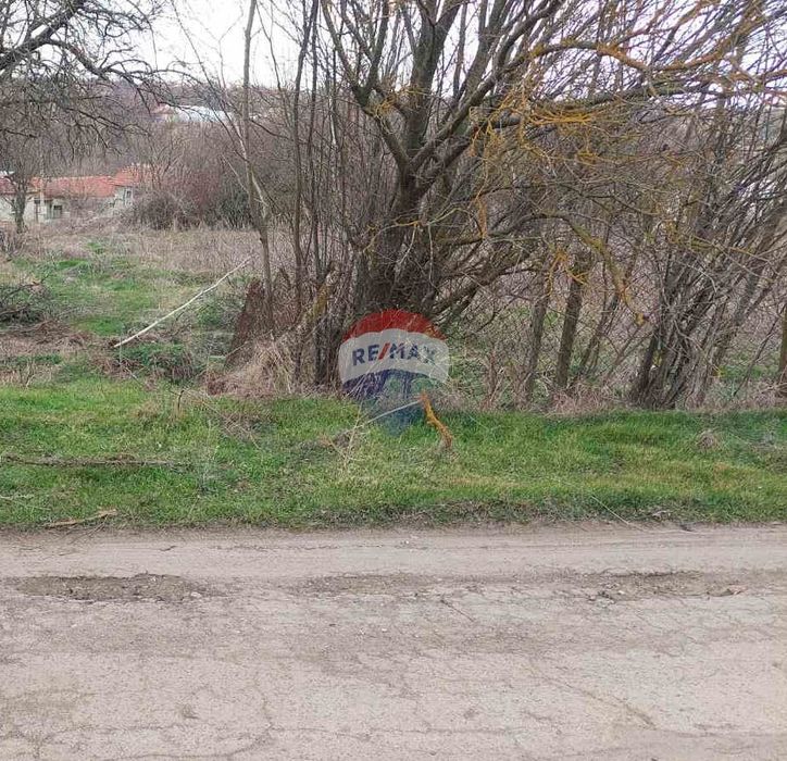 Продава се Парцел в с. Николаевка, Област Варна - 1050 кв.м за 25 €/кв.м - Снимка #1