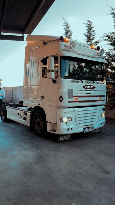 Cap tractor DAF XF 2006