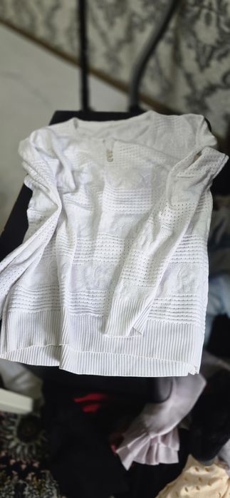 Продаю женскую одежду,много разных ,разбираю гардероб