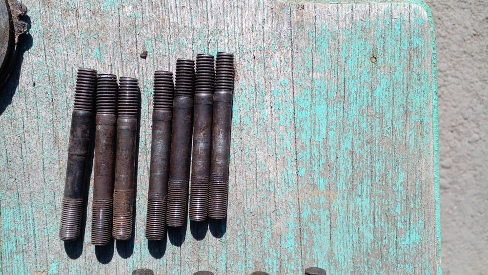 Продам запчасти на газель 402-100 ДВС