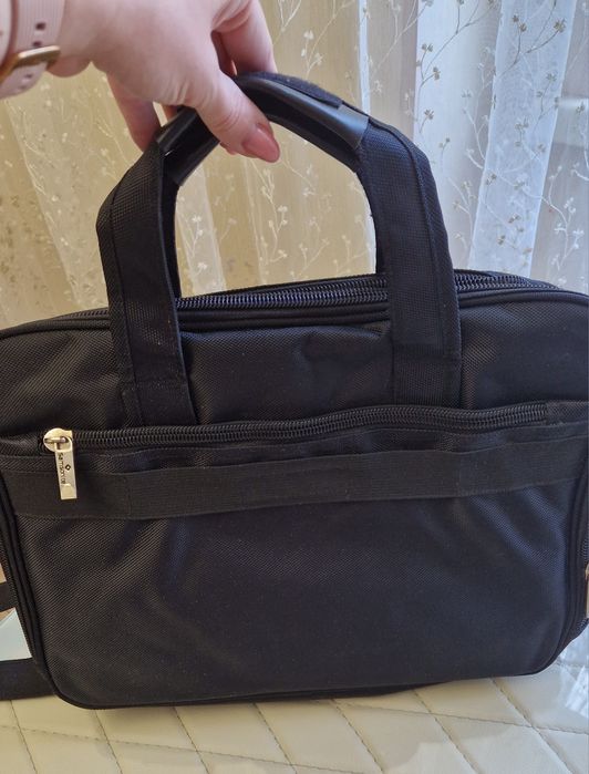 Продам сумку под ноутбук