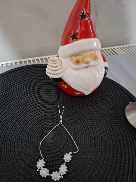 Bratara reglabila cu opal elegantă si usor de purtat