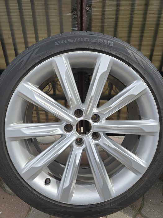 Vand jante audi r19 5x112 8.5j et 32 cu anvelope nokian dot 2024