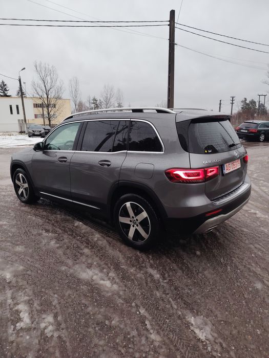 Mercedes Benz GLB 2023