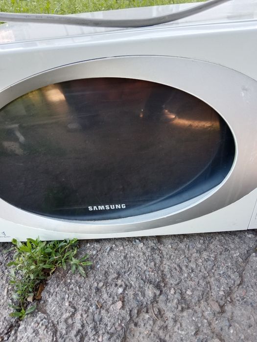 Микроволновая печь