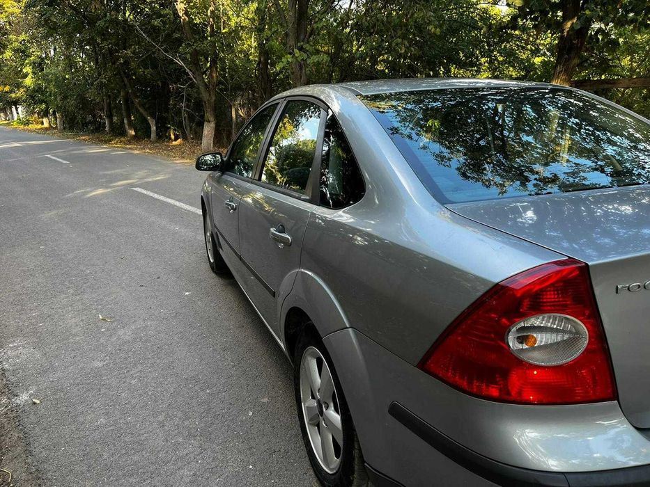 FORD Focus 2005 — imagine 2