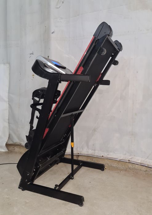 Беговая дорожка двухмоторная