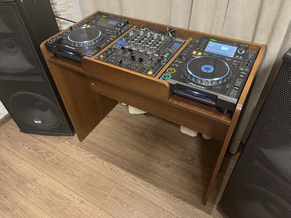 DJ маса за плеъри - поръчкова Pioneer CDJ-2000 + DJM-800