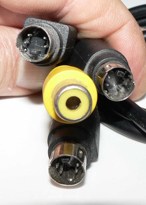 Камери и кабели за компютър