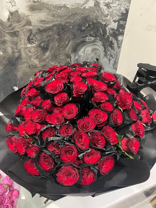 Продам розы 101шт