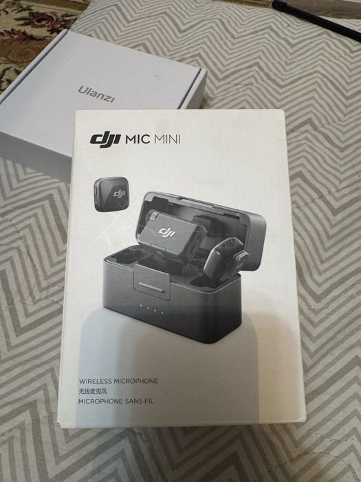Микрофон DJI Mic Mini(2TX + 1RX + Charging Case) черный