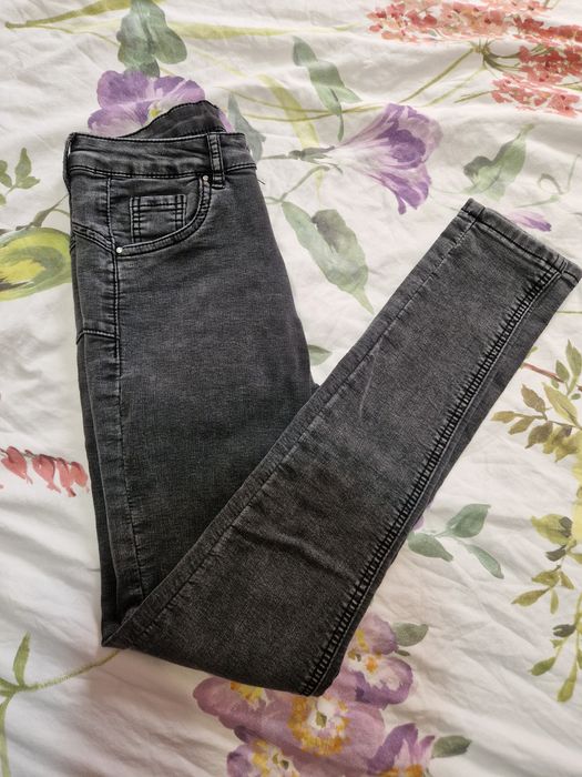 Дамски дънки размер М