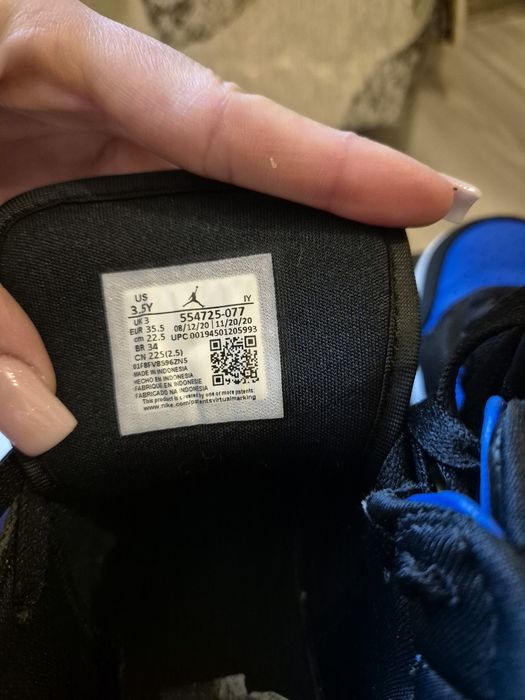 Jordan 1 hyper royal marina blue