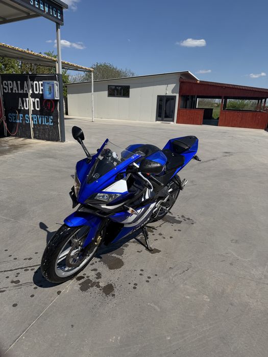 Yamaha yzf r125