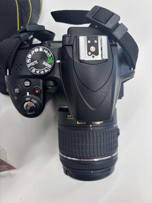 Nikon D3300 + OB 18-55mm Amanet BKG