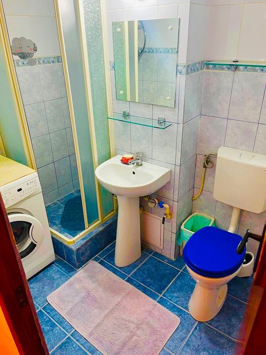 Particular, închiriez garsonieră